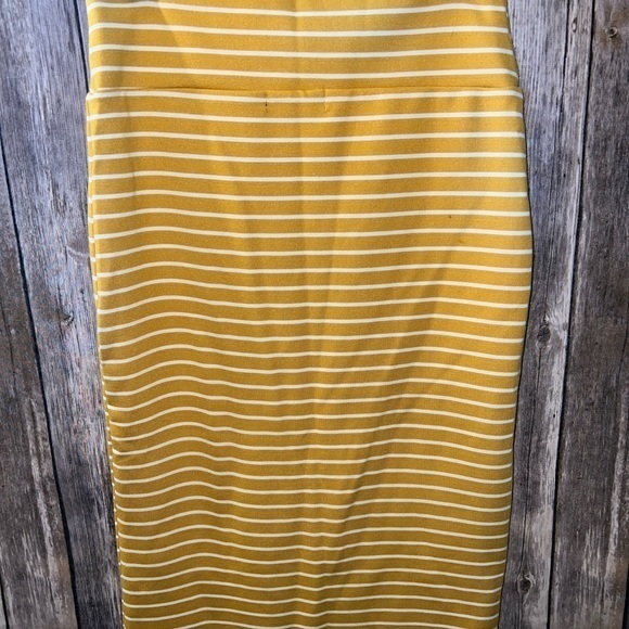 Popular Basics Pencil‎ Skirt, mustard and white striped, size medium - Picture 3 of 7